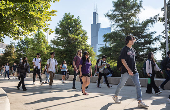UIC students return for the first week of the fall semester