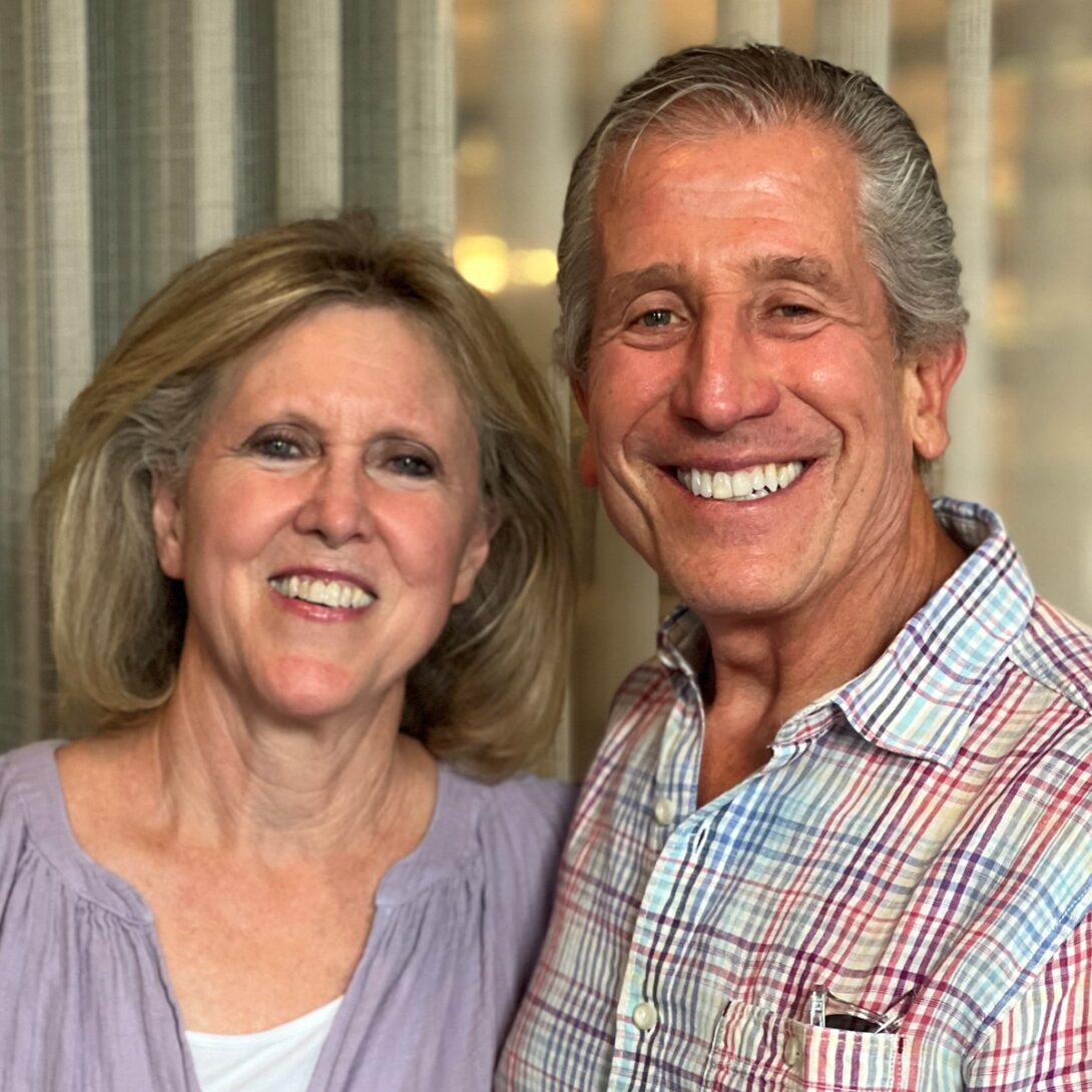 Carol Josefowicz, BS Management ’77, and her husband, Greg Josefowicz.