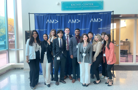 UIC Business Students Attended the 16th Regional AMA Conference